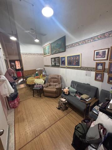 Hot Area Taman Kempas Jalan Dataran Jb town Full Loan 1