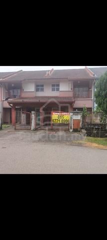 Double Storey House for Sale at Taman Pinggiran USJ  1