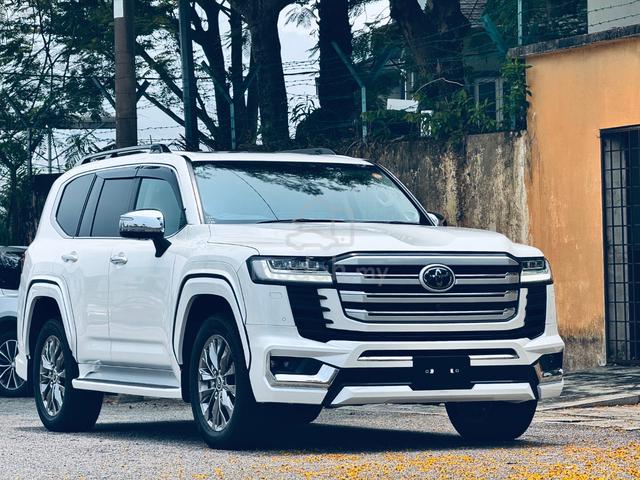 2023 Toyota LANDCRUISER 3.5P ZX LC300 15K Km - 1