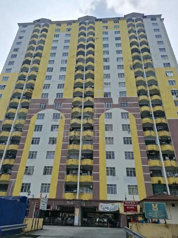 Lagoon Perdana 1