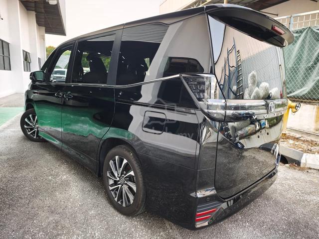 2023 Toyota VOXY 2.0 S-Z GRADE 5A POWER BOOT - 2