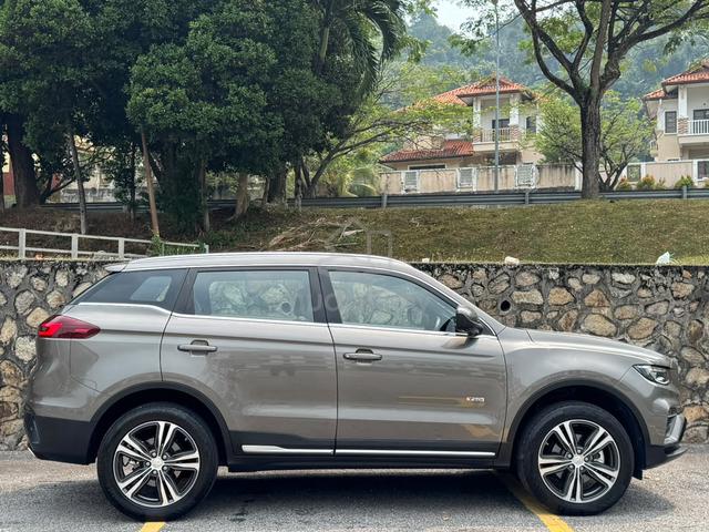 2025 Proton X70 1.5 PREMIUM X SUNROOF 8K MILEAGE - 2