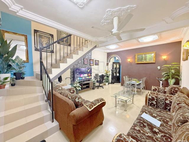 Jalan Majupadu,Taman Majupadu, Kluang, Double Storey Medium Low Cost 1