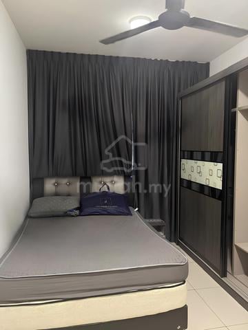 KL Traders Square Residences 1