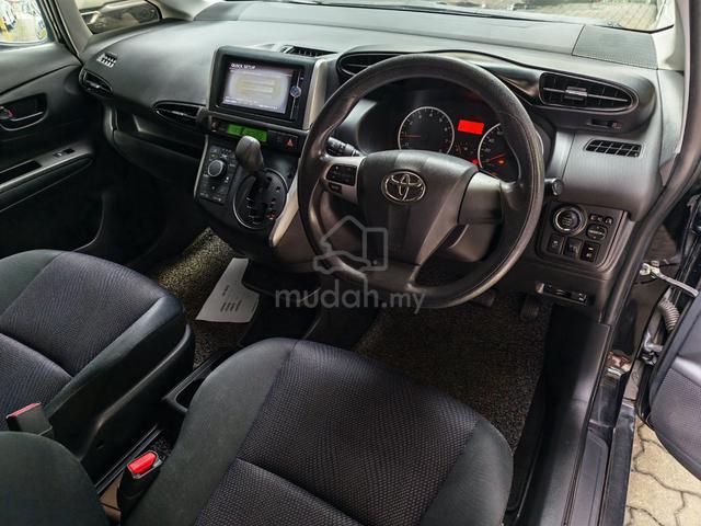 2014 Toyota WISH 1.8 X FACELIFT (A)like new - 5