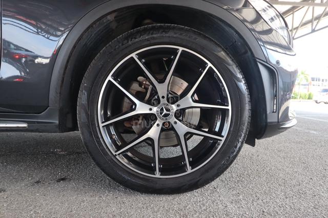 2021 Mercedes Benz GLC300 4MATIC AMG 2.0 - 5