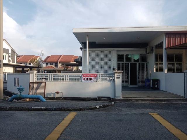 Corner Lot Semi D Taman Kemudi Telok Kechai 1