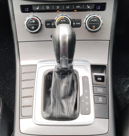 VOLKSWAGEN PASSAT 1.8 TSI (CKD)(a) FULL LOAN - 4