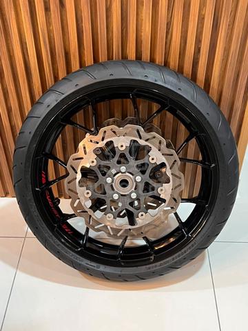 HD Harley-Davidson CVO ST 19" Front Wheel FULL SET - photo 2 of 6