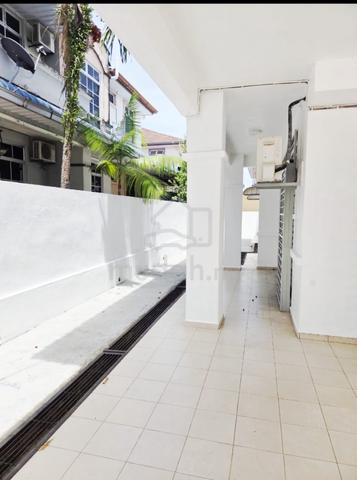 Well maintain! Renovated/ 2 Storey Terrace Semi D KULIM Kedah (2800 sf 1