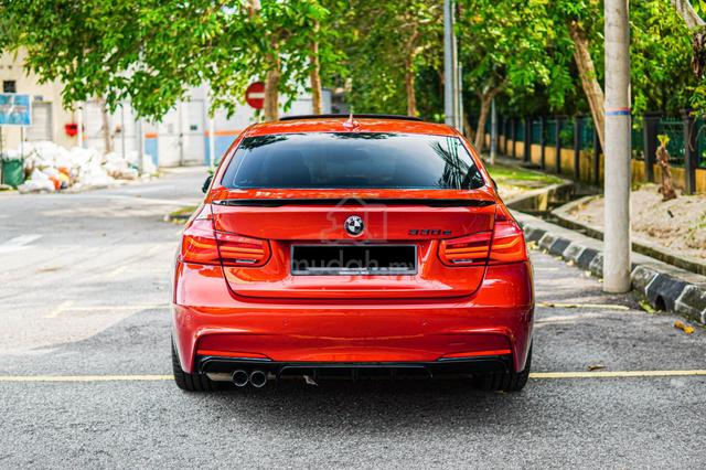 2019 BMW 330e M-SPORT Full Bodykit Limited Color - 4