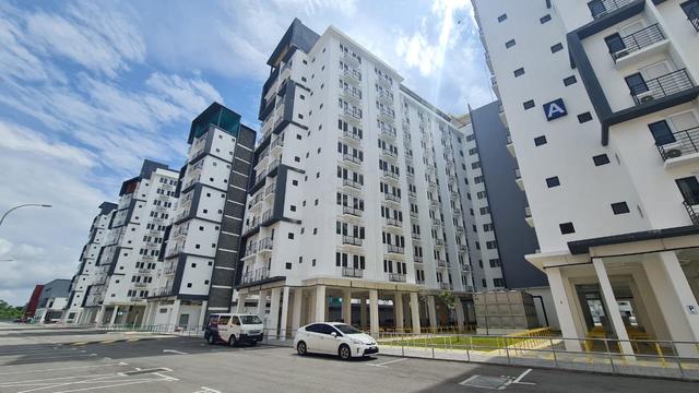 Uni Suites 1