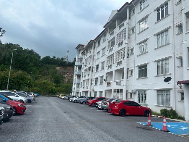 Pangsapuri Cempaka, Taman Salak Maju 1