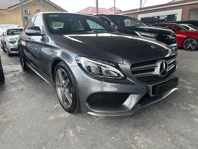 2018 Mercedes Benz C200 2.0 AMG LOW MILAGE! - 2