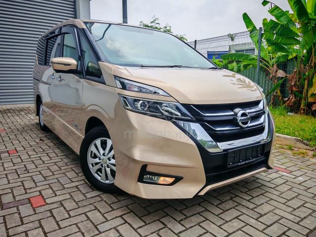 Loan Kedai IC Sahaja. Nissan SERENA 2.0 H/STAR c26 - 2