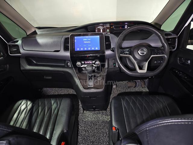 2022 Nissan Serena 2.0 Premium F/Service Like New - 3