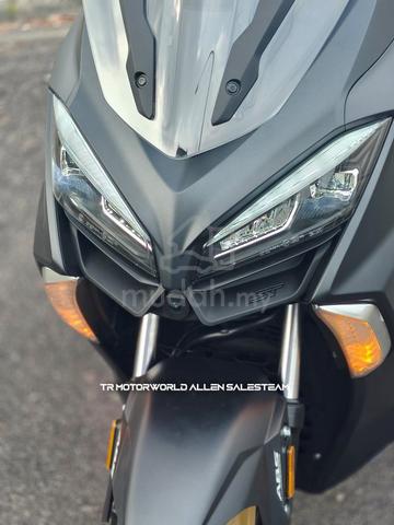 Carousel Image