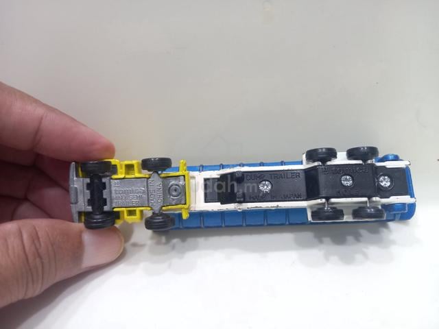 Vintage Long Tomica Diamond Reo Dump Trailer - photo 6 of 6