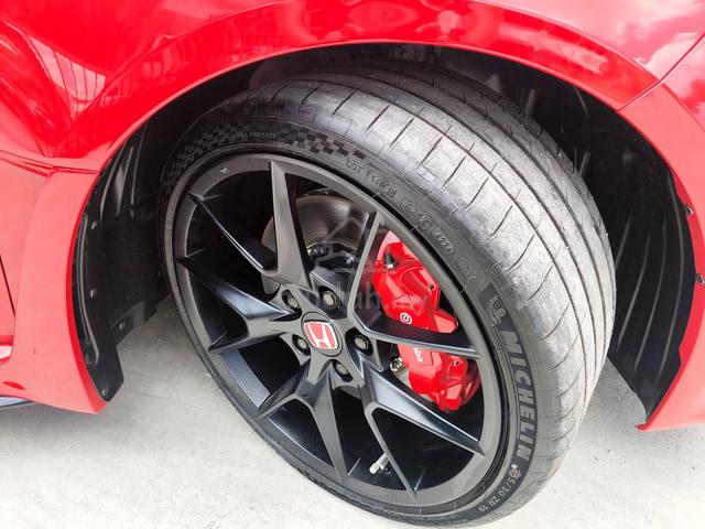 Honda Civic 2.5 TR Black Racing Edition New Car - 4