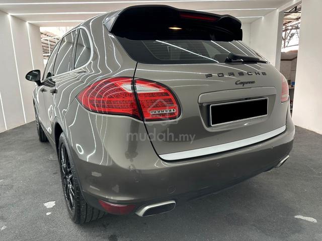 2011 Porsche CAYENNE 3.6 BlackInterior / Warranty - 2
