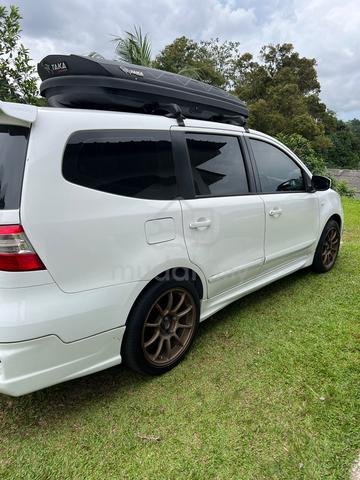 2015 Nissan GRAND LIVINA 1.6 (A) - 3