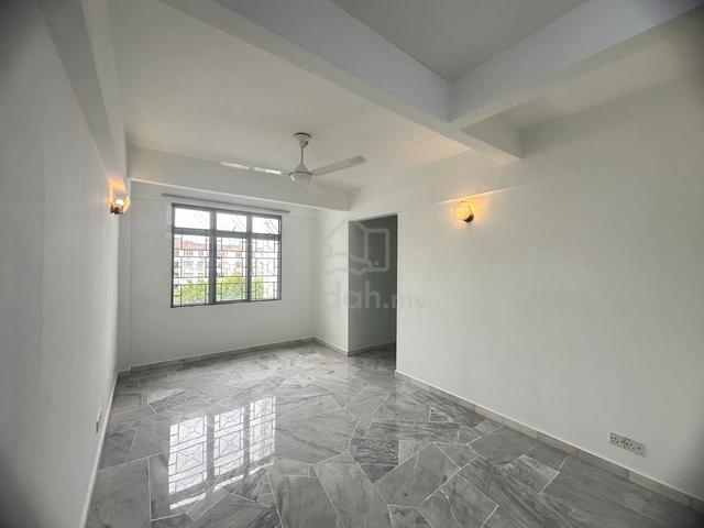 Goodyear Court 9 1