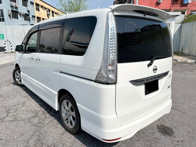 Nissan SERENA 2.0 HIGHWAYSTAR LadyOwner AndroidDVD - 2