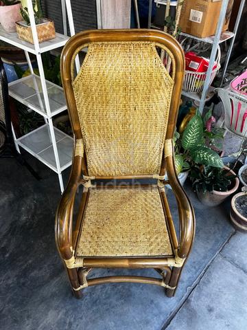 Vintage antique solid rattan/bamboo chair - photo 2 of 6