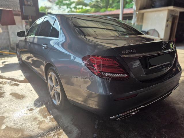 2018 Mercedes Benz E200 2.0 AVANTGARDE (CKD) (A) - 4
