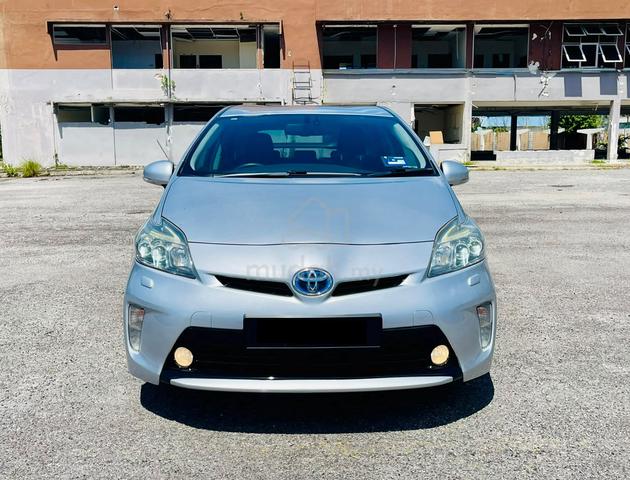 2013 Toyota PRIUS 1.8 LUXURY PUSH START NEW TAYAR - 1