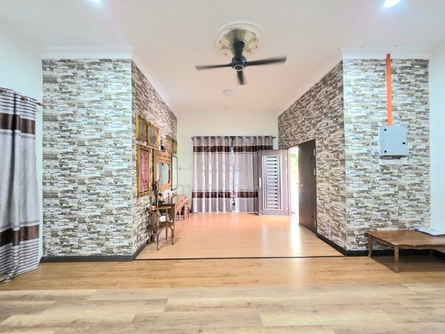 Corner lot banglo taman bukit tingkat jaya fully renovated 3