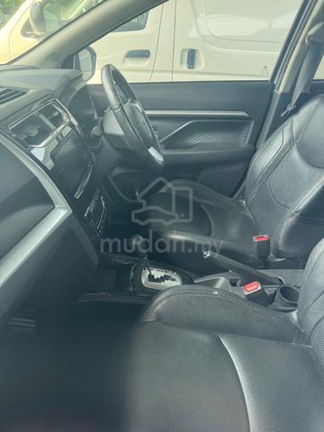 2019 PERODUA ARUZ 1.5 (A) AV MPV 7 SEATERS tip top - 5