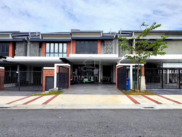 Facing Open Saiz 2051sf Double Storey Terrace Elmina Green 4 Shah Alam 3