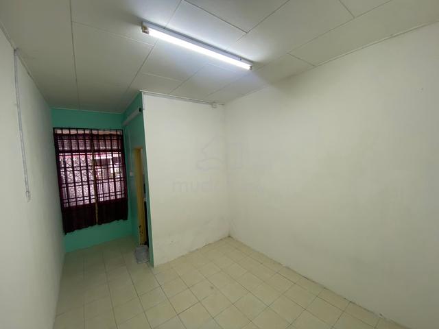 Rumah Endlot Bandar Seri Impian untuk Dijual 4