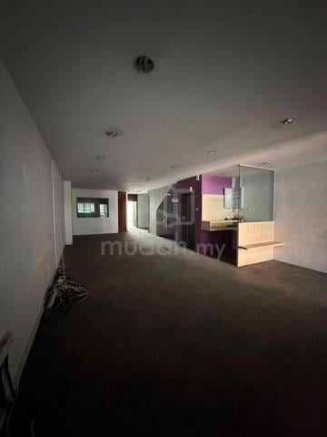 Taman molek jalan molek 2/3 1st floor shop view n offer 1