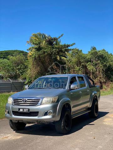 2012 Toyota HILUX 2.5 G (A) - 3