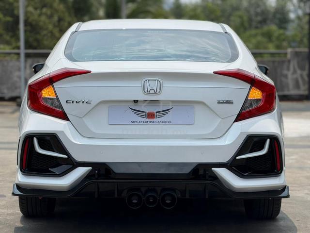 2016 Honda CIVIC 1.5 TC-PREMIUM (A) - 4