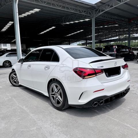 2019 Mercedes Benz A250 2.0 AMG LINE (A) - 2