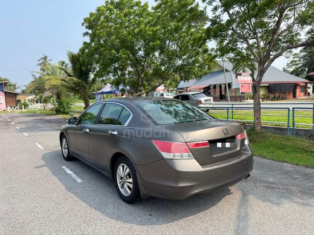 Honda ACCORD 2.0 VTI (A) - 2