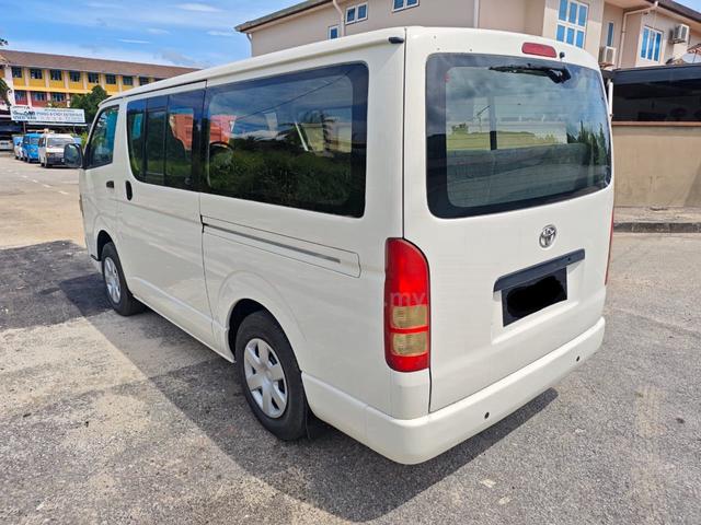 2013 Toyota HIACE 2.5 FACELIFT (M)WINDOW VAN - 4