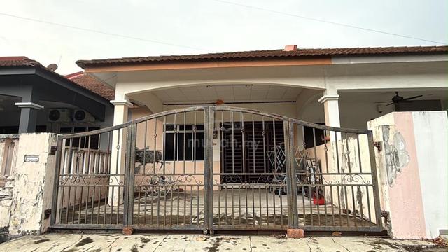 Bukit Kangkar Single Storey For Sale 1