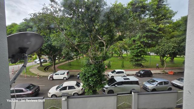 Berjaya Court 1