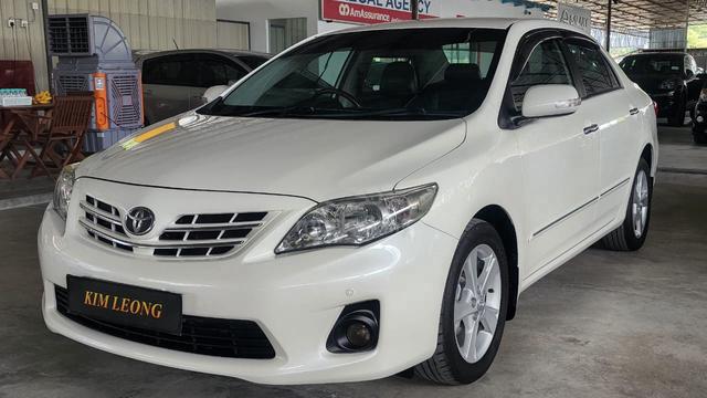 2013 Toyota COROLLA ALTIS 1.8 G (A) FACELIFT - 1