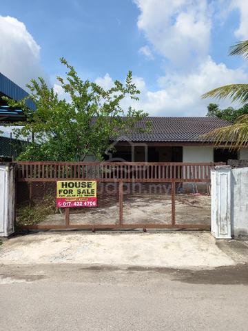 House for Sale in Permatang Pauh‼️ 1
