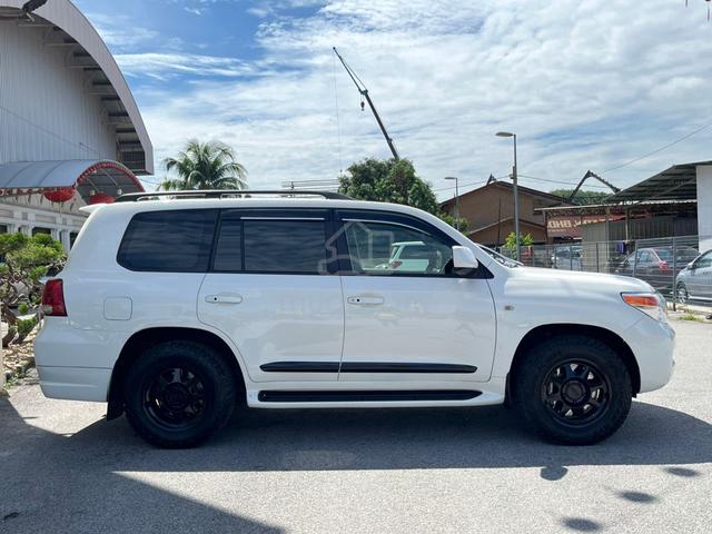 2010 Toyota LANDCRUISER 4.5 (A) - 5
