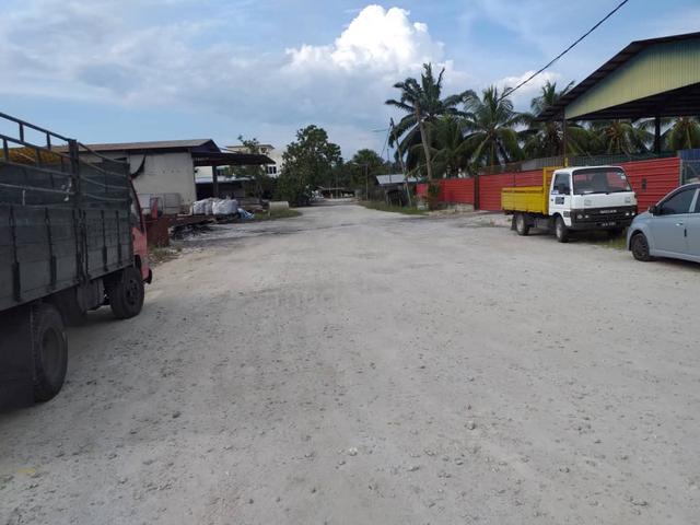 [TNB & AIR] Office& Toilet 9600sqft Land Tanjong Karang Kuala Selangor 1