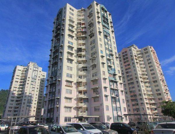Desa Bayan Apartment 1