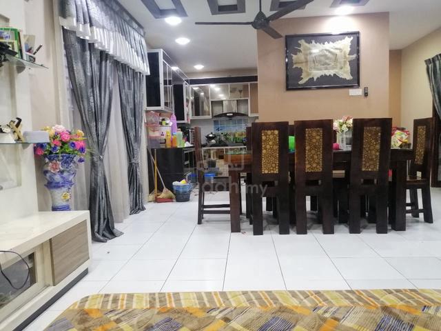SEMI D MUTIARA RINI Jalan Bestari fully renovated furnished Skudai 3
