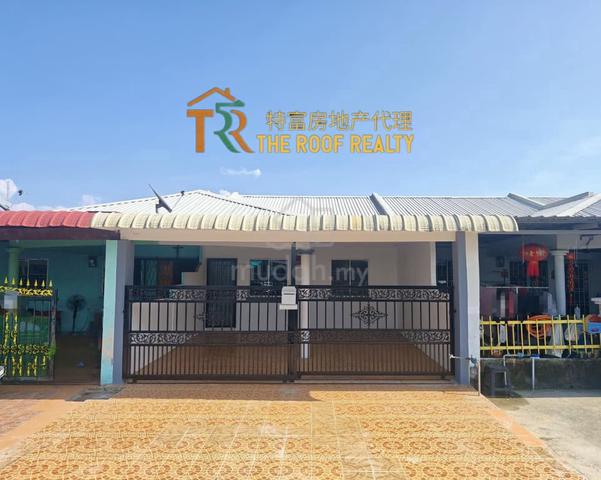 Renovated Single Terrace Intermediate at Senadin 1