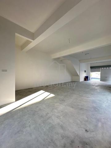 Corner Shoplot Suria Square Alam Suria Bandar Puncak Alam For Rent 5